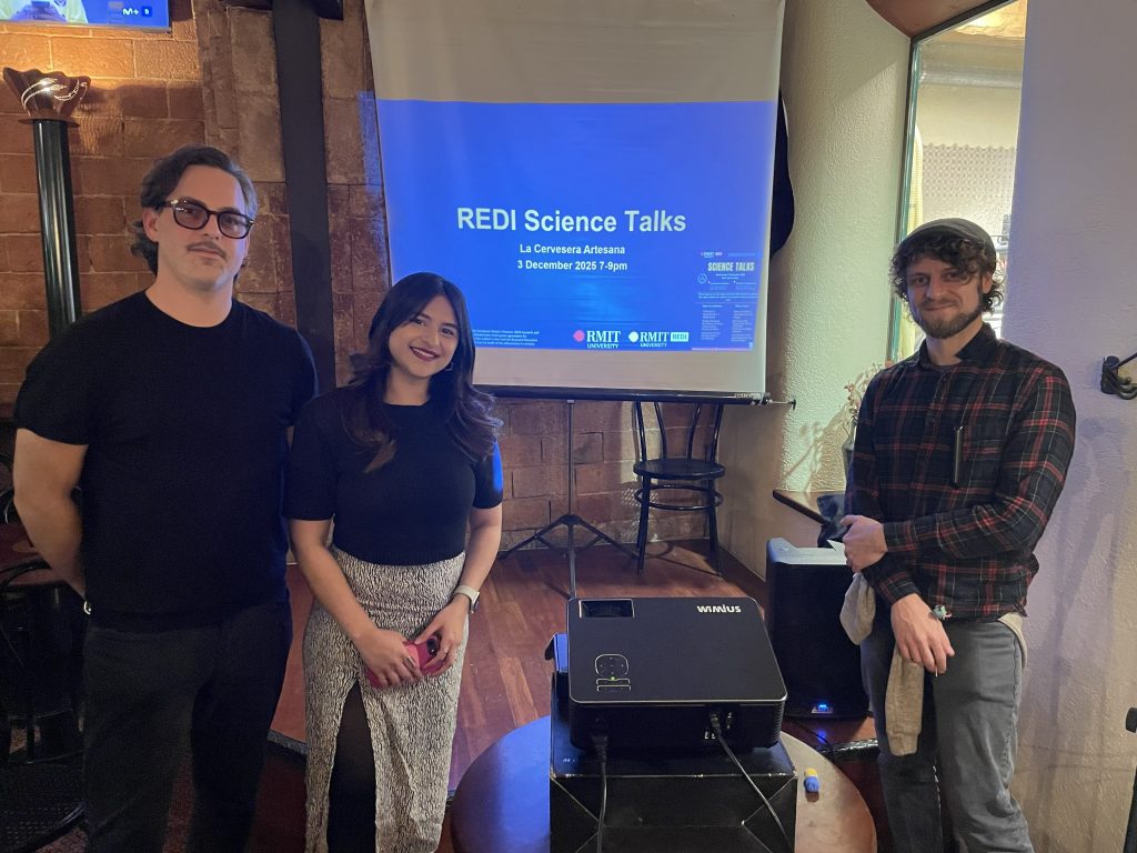 Science Talks presenters at La Artesana
